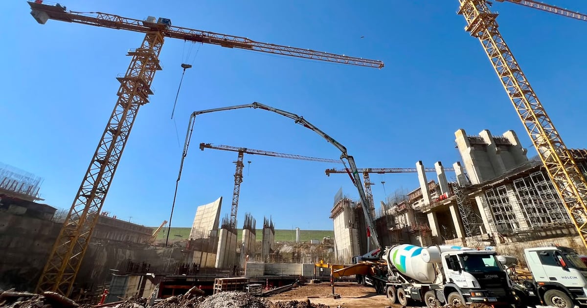 Obras de Aña Cuá avanzan al 45 % y ampliarán la generación de energía renovable
