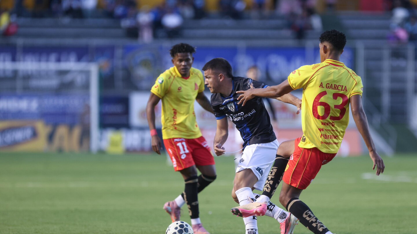 Hugo Quintana vuelve a convertir para Independiente del Valle