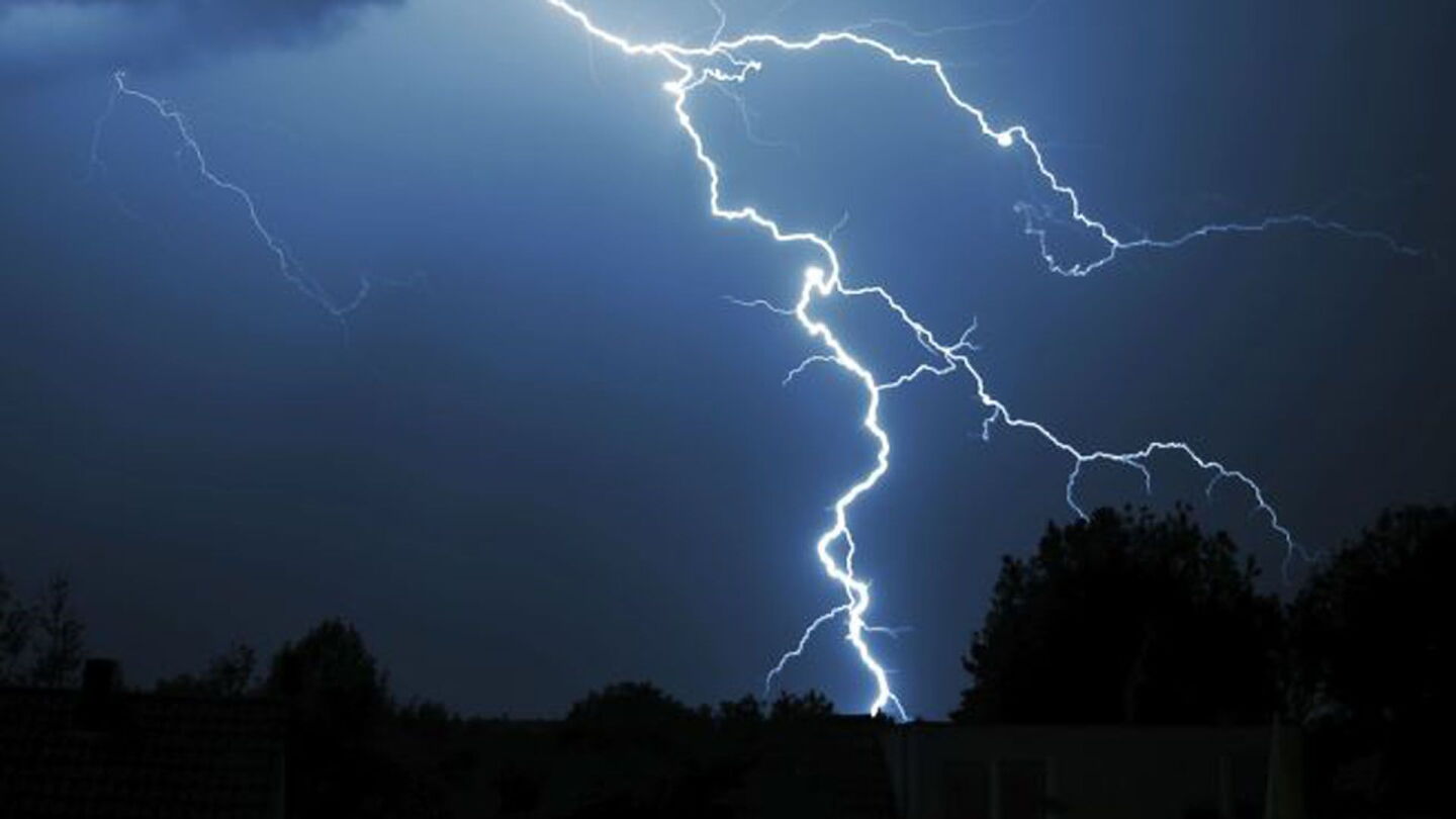 Rige alerta de lluvias y tormentas para Asunción y nueve departamentos del Paraguay