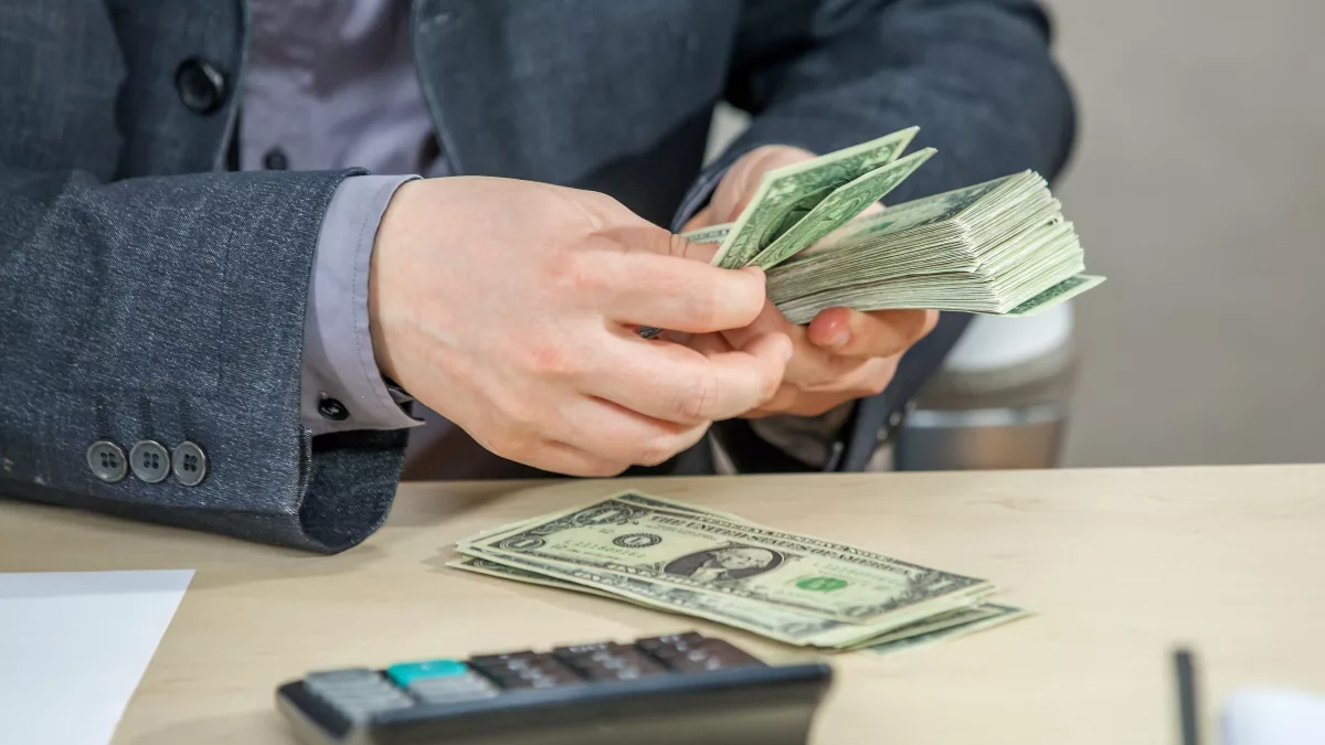 Empresas buscan desindexar más de 100 tasas del salario mínimo para reducir costos y ganar previsibilidad
