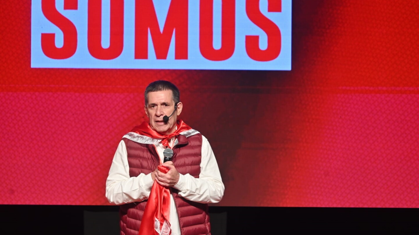 Cartes apela a la unidad colorada en plenaria de la ANR de cara a las municipales