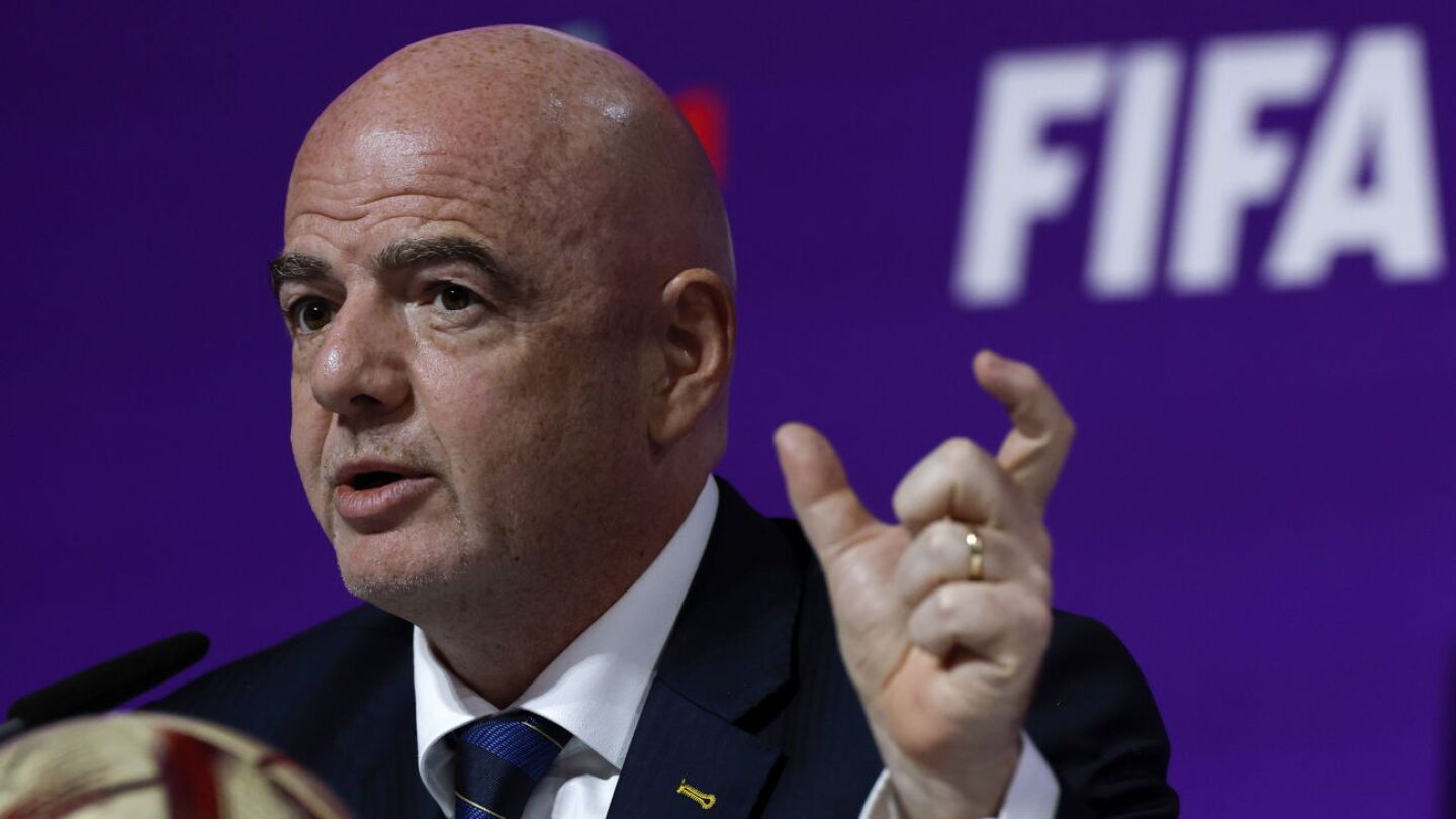 Durísimo comunicado de UEFA contra la FIFA