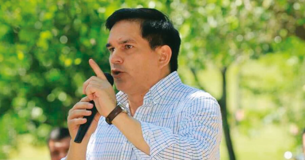 Baruja destaca compromiso del Gobierno con reducción del déficit habitacional