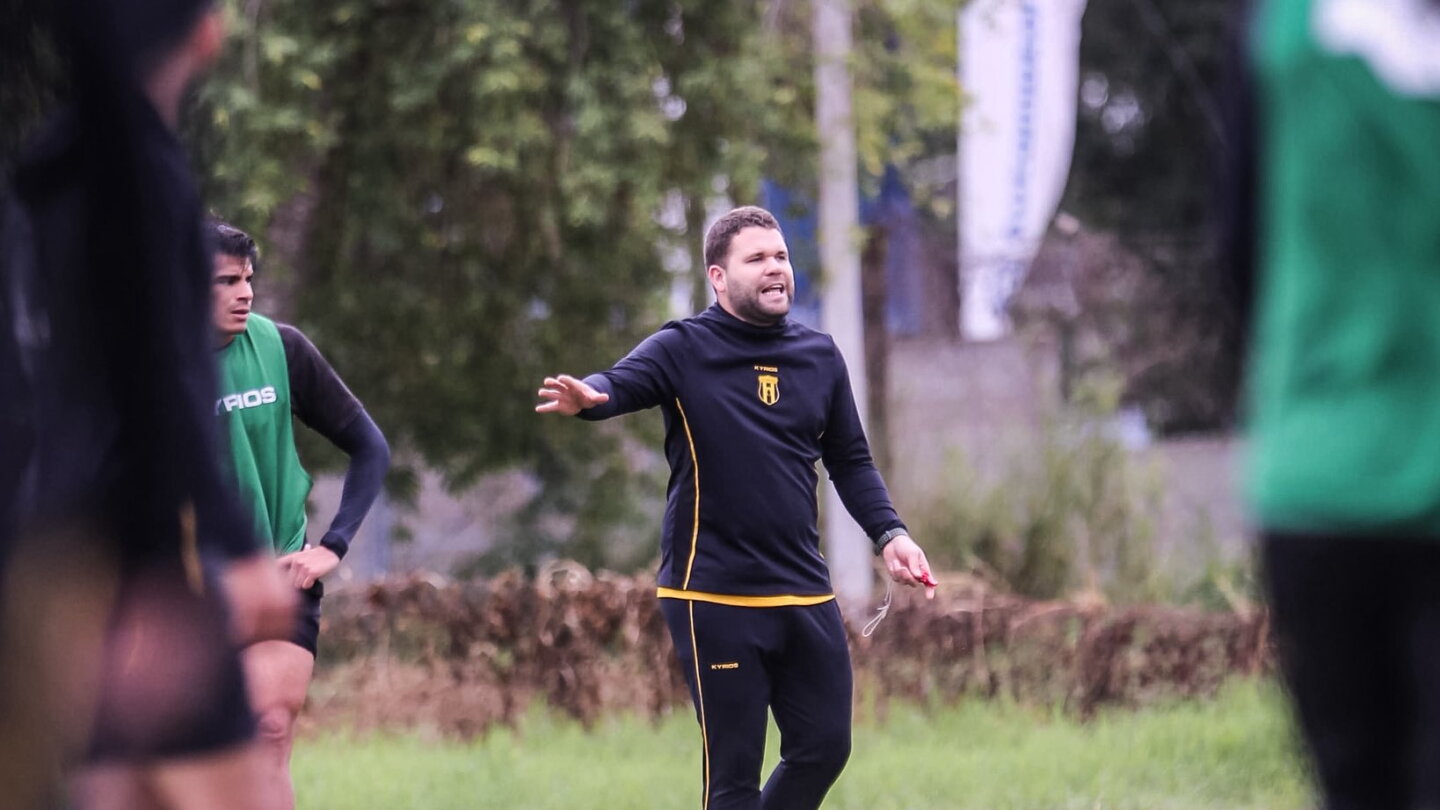 Ariel Galeano: "Somos un equipo en crecimiento"