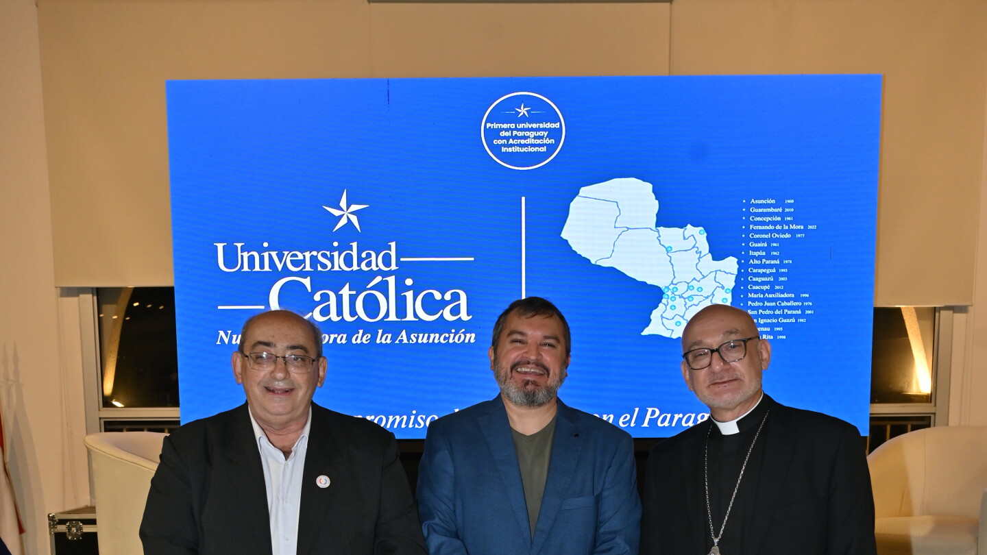 La UC brinda conferencias magistrales