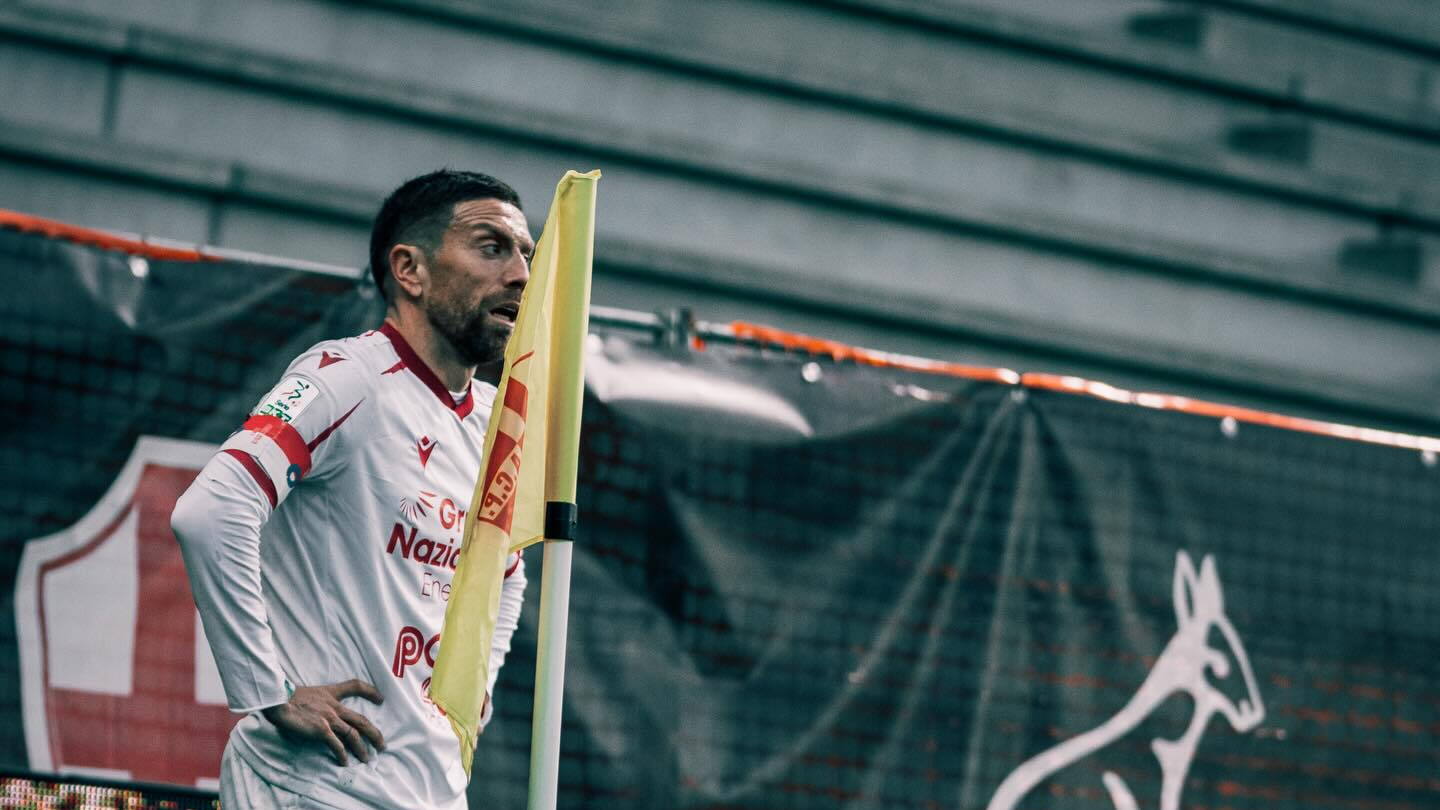 'Papu' Gómez genera preocupación tras un posteo muy reflexivo