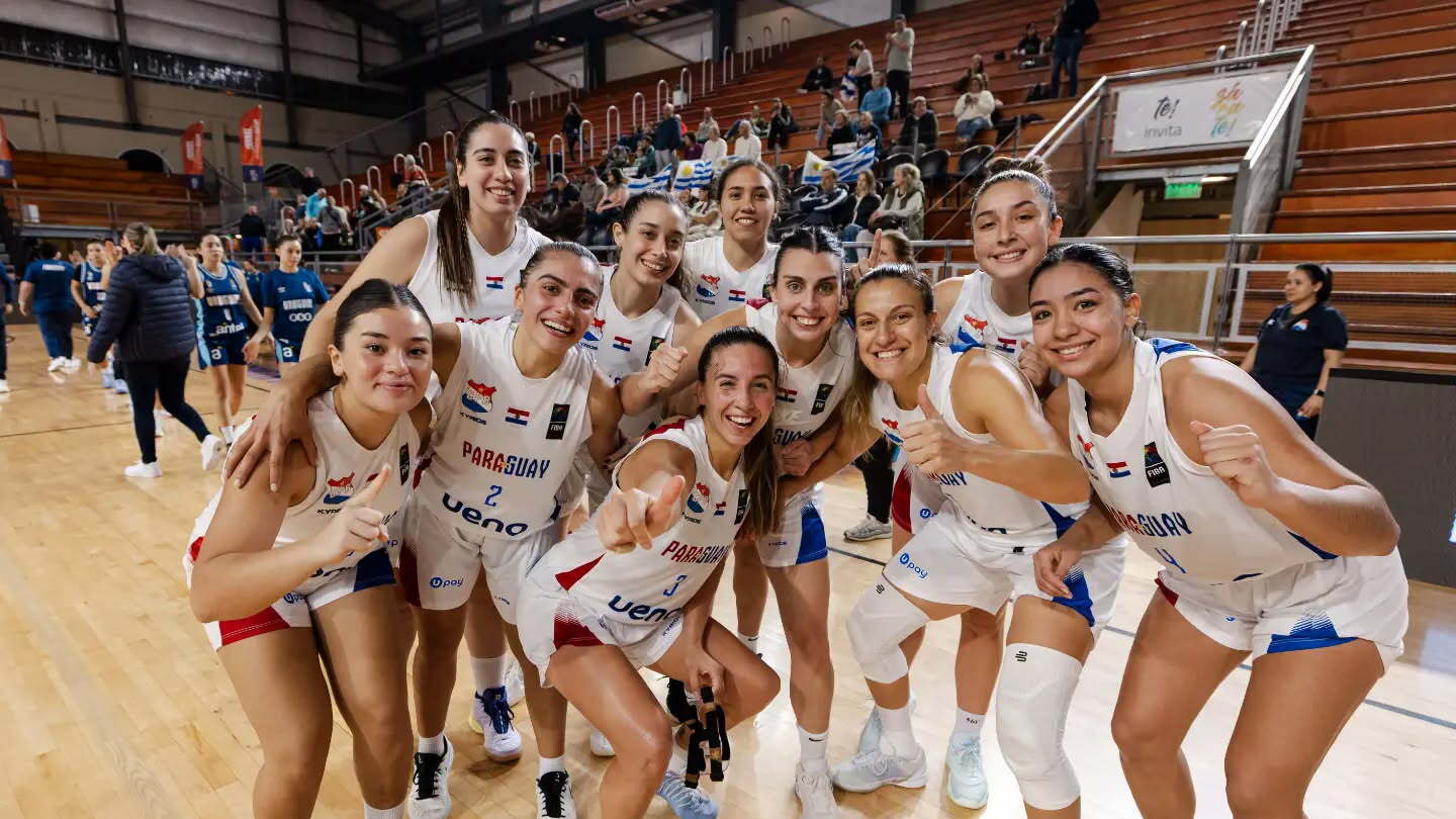 Paraguay mide a Colombia por dos grandes metas