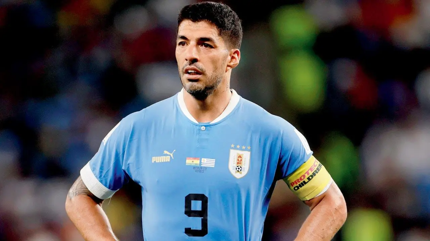 Diego Forlán abre las puertas de la selección a Luis Suárez