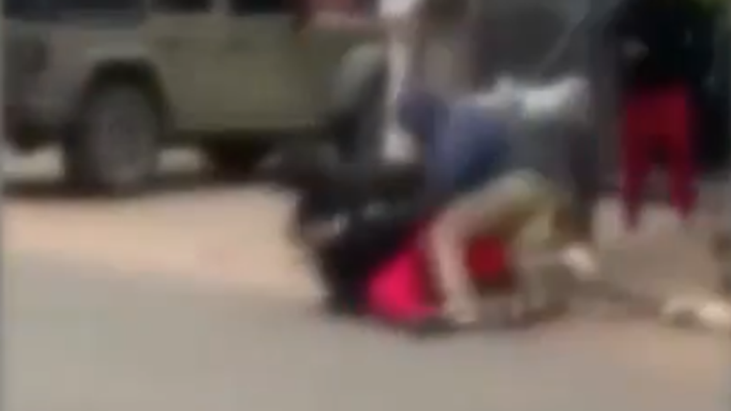 Pelea entre alumnos y ex alumnos del colegio Fernando de la Mora