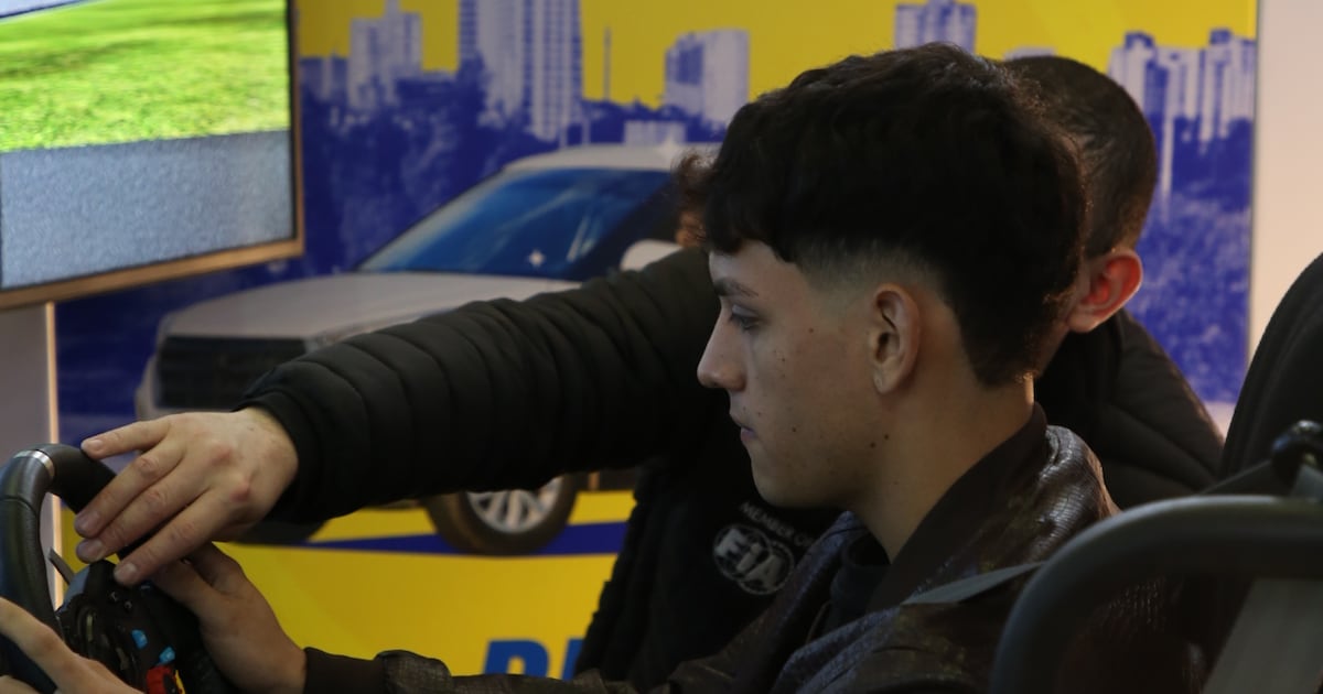 Lanzan programa “Jóvenes Responsables al Volante” en la Universidad Americana