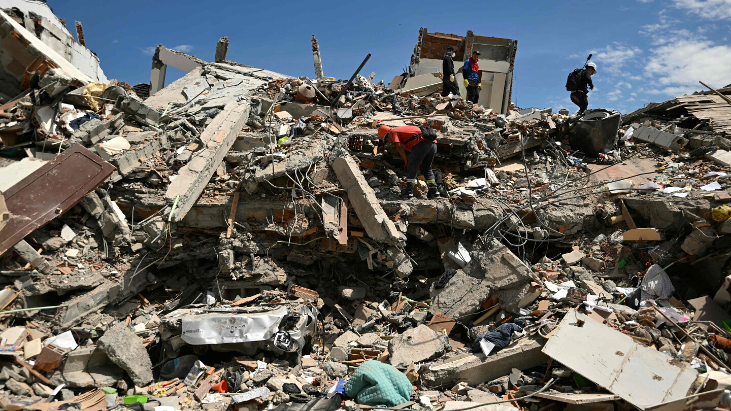 De la Espriella piensa en un “Plan Marshall” ante estragos del sismo