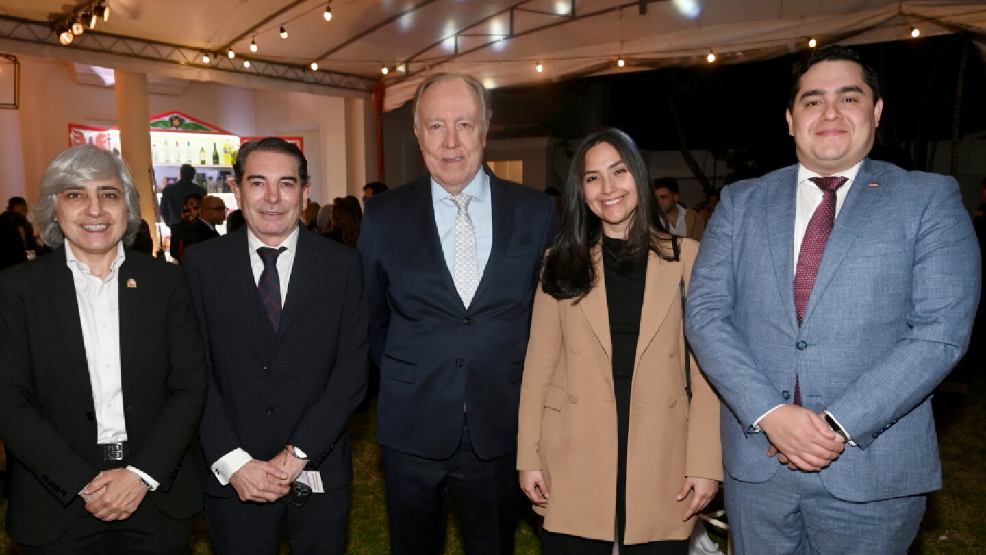 Perú celebra su independencia con muestra de gastronomía y tradiciones