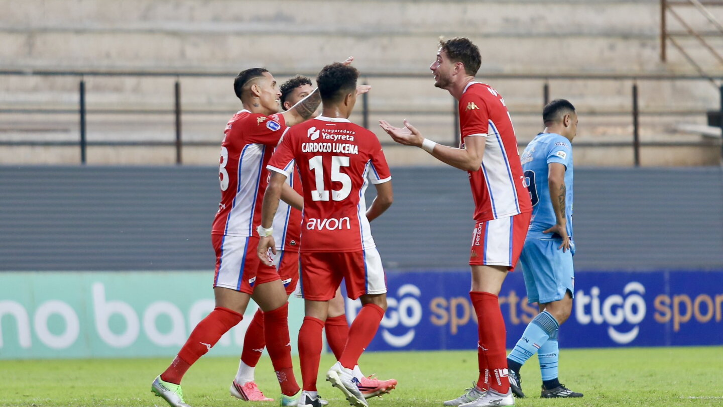 Nacional cumple en casa y avanza a octavos de la Copa Paraguay