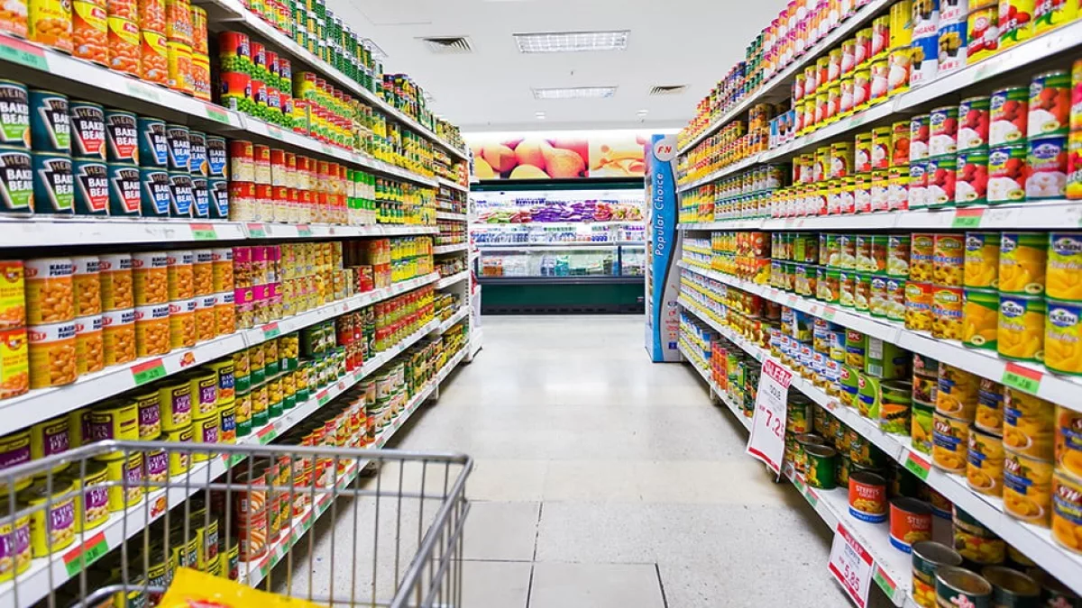 Crece el consumo, aunque se compra con más cautela: supermercados registran un alza de hasta 8% en el semestre