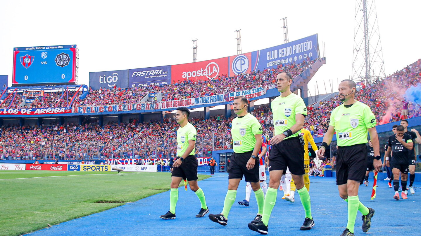El árbitro del superclásico