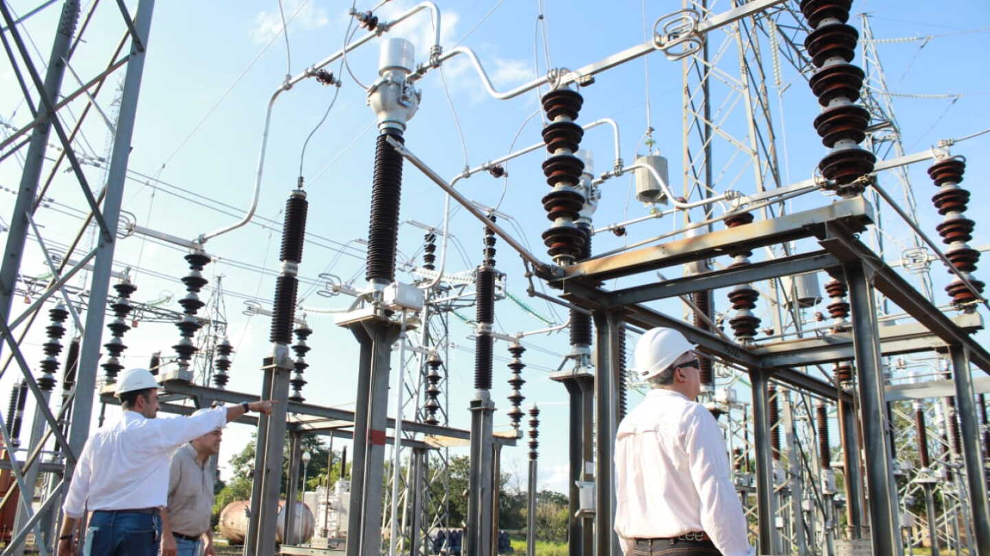 Ex autoridades de ANDE critican la creación de nuevas instituciones