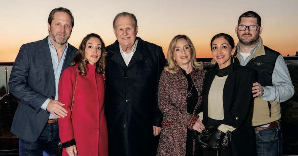 Ideal Tower inaugura moderno edificio en zona estratégica