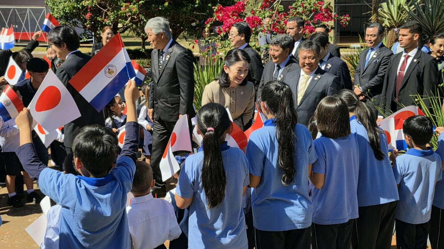 Príncipes de Japón visitan Yguazú por los 65 años de la colonia japonesa en Alto Paraná