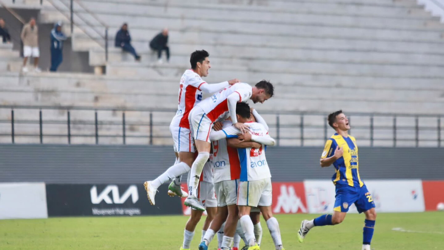 Enrique Sánchez: "Nacional está jugando muy bien"