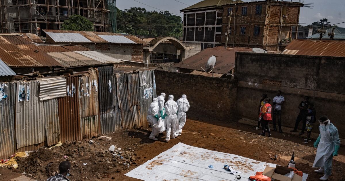 RD Congo supera 3.000 muertos por ébola en la peor epidemia de su historia