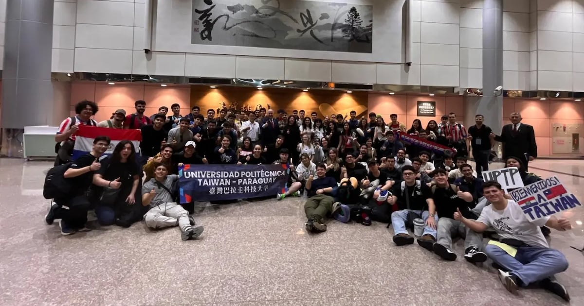 Llegaron a Taiwán 87 estudiantes paraguayos de la UPTP