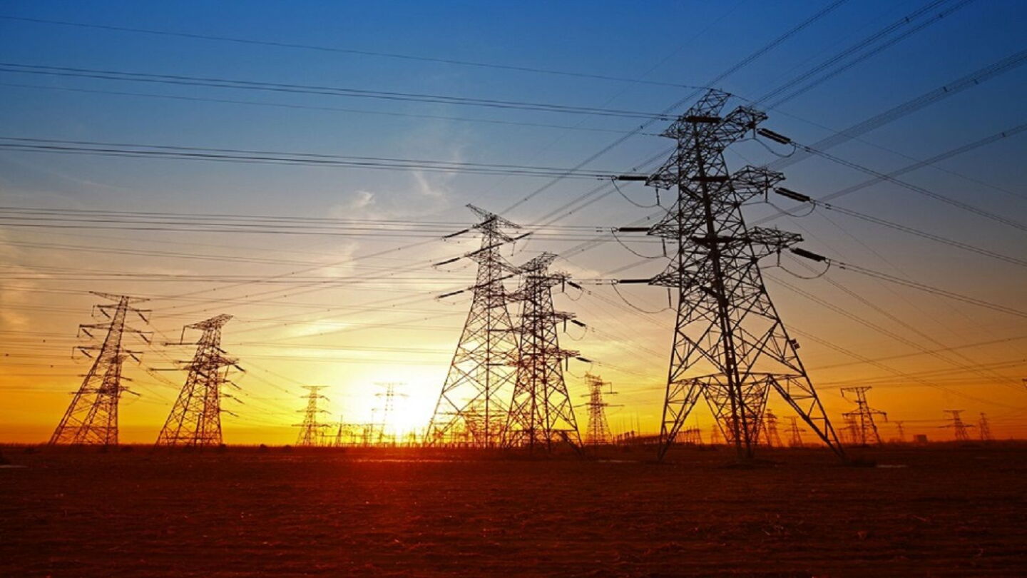 Paraguay enfrenta desafío energético crítico con necesidades de inversión comparables a su deuda externa