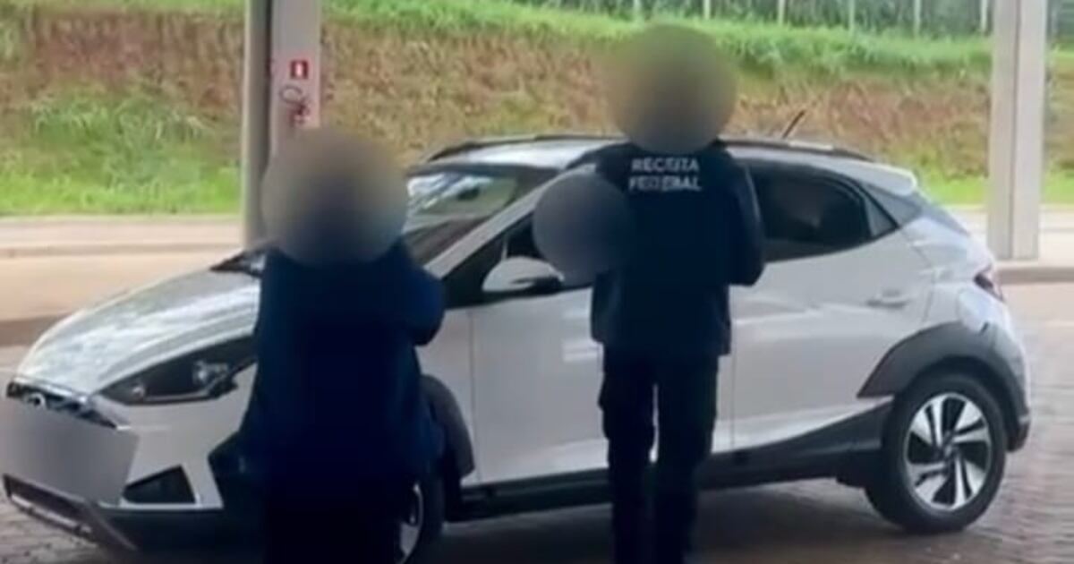 Estudiante paraguaya realiza el primer cruce en vehículo particular por el Puente de la Integración