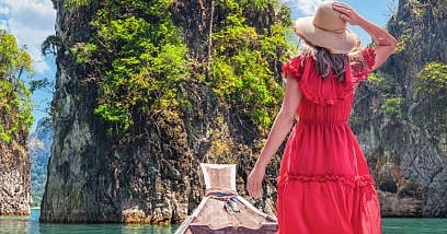 Asistencia al viajero para adultos mayores: qué revisar antes de viajar