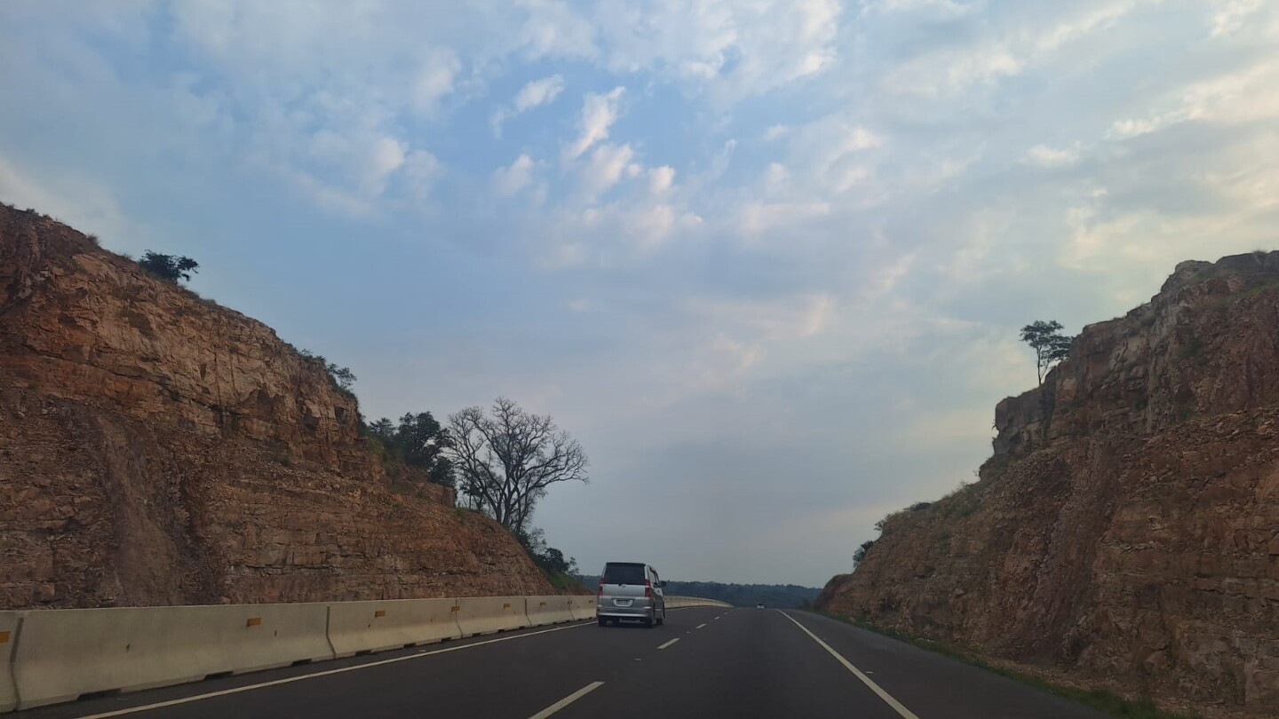 Víspera de primavera con ambiente cálido a caluroso y chaparrones puntuales