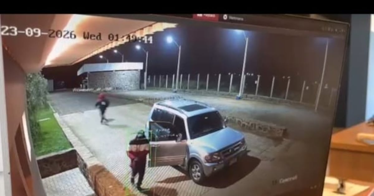 Policía analiza imágenes de CCTV tras robo de caja fuerte y vehículo a empresa