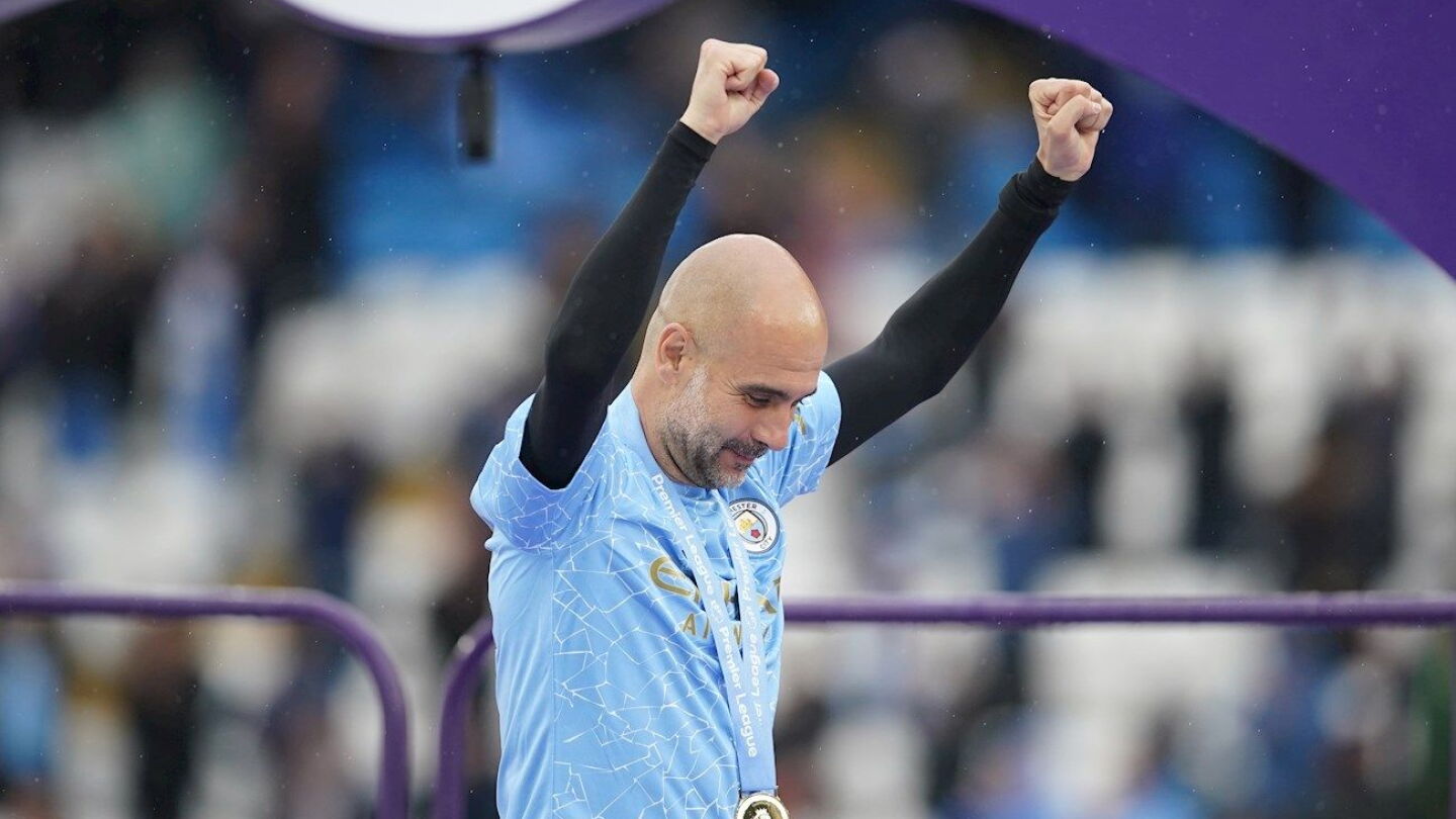 Pep Guardiola respalda al Manchester City