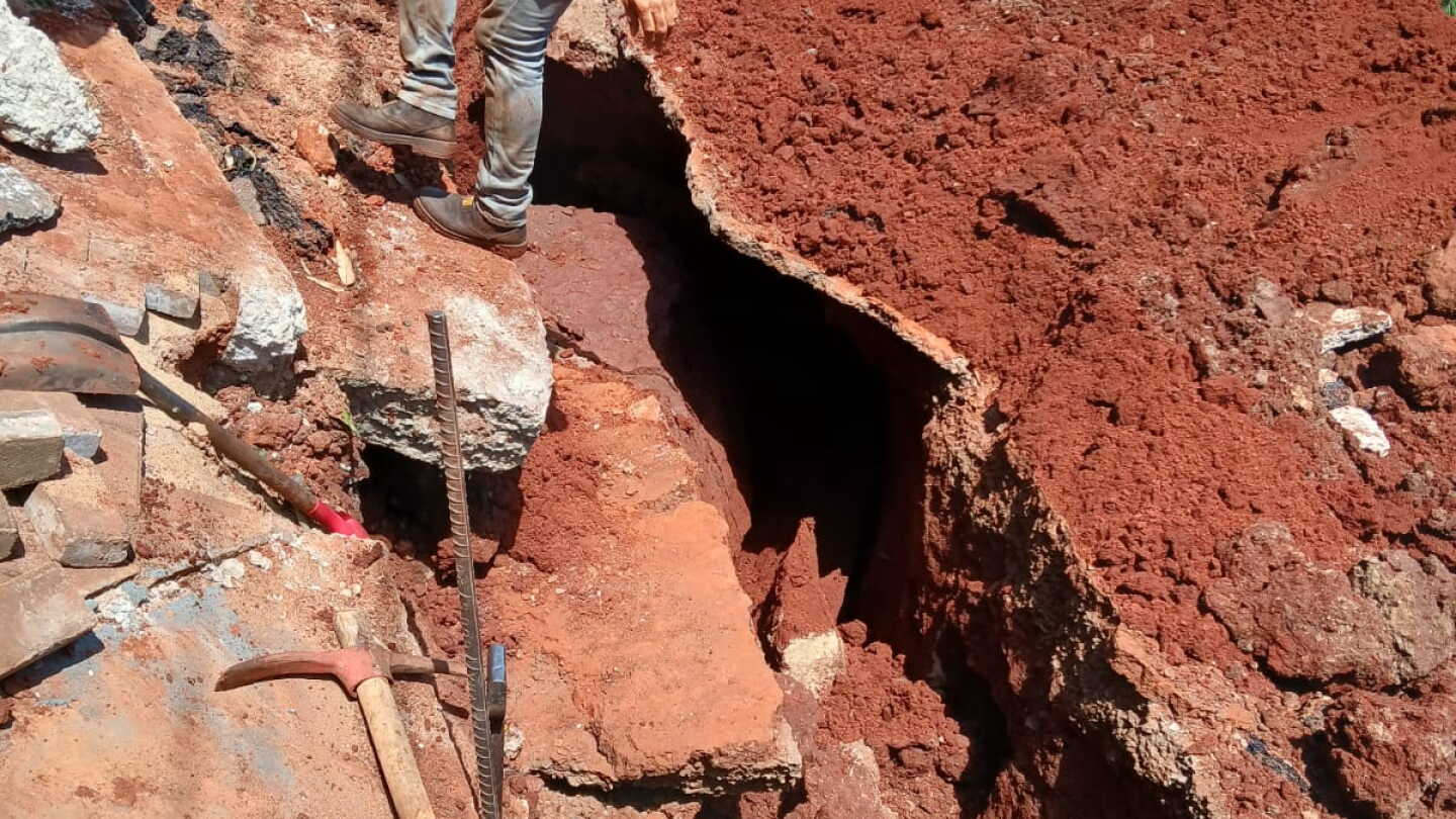 San Ignacio: Trabajadores quedaron atrapados por desmoronamiento de tierra