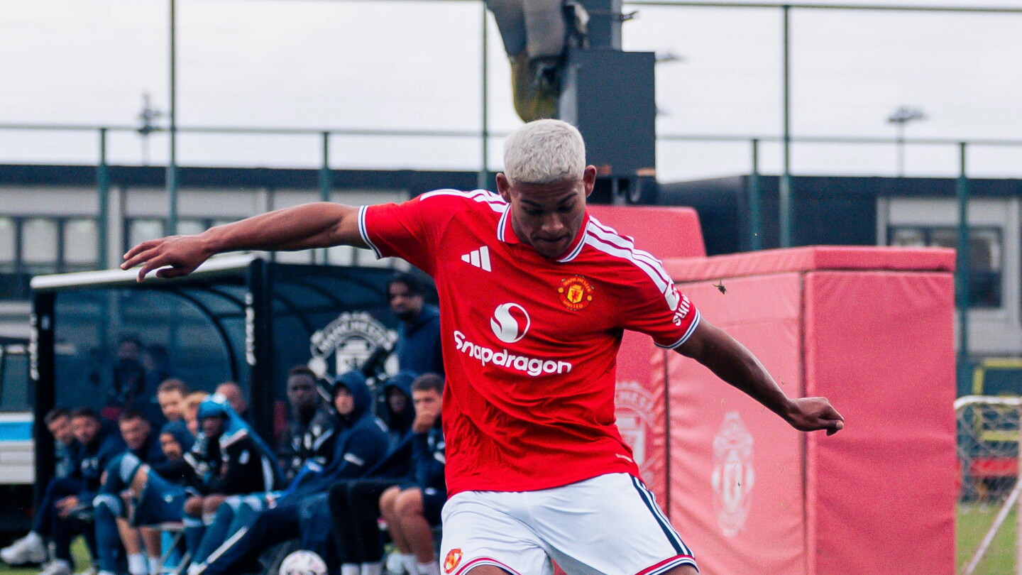 Diego León reaparece en el Manchester United