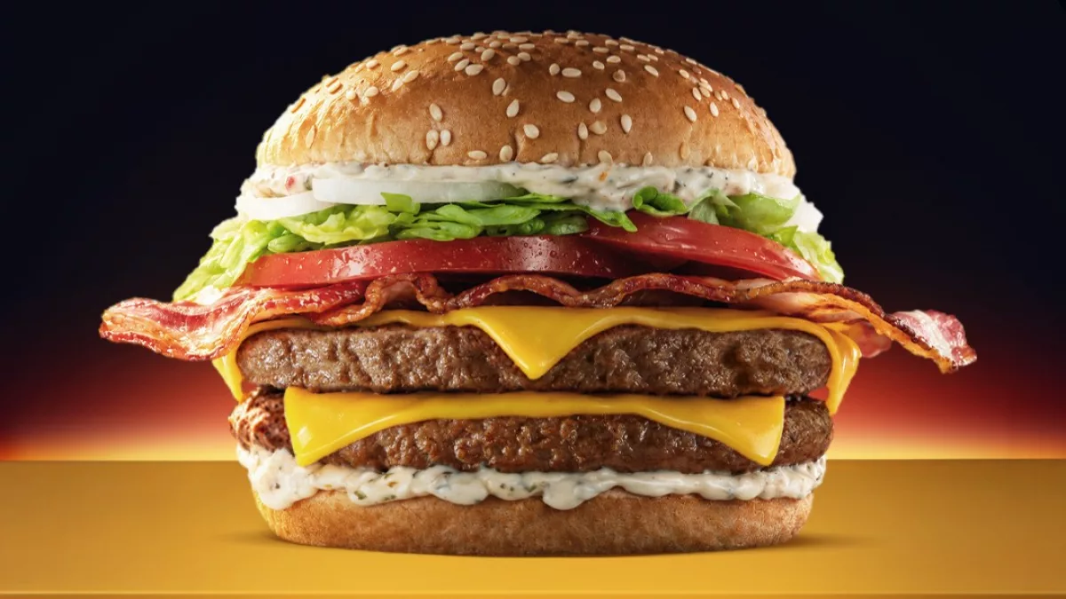 McDonald’s Paraguay presenta la Grand Chiminesa by Tim Payne