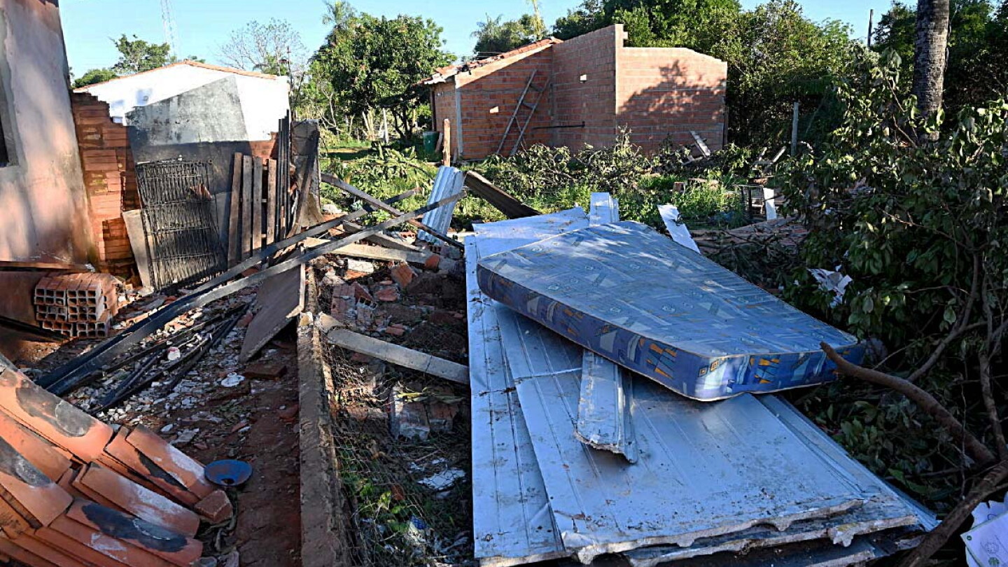 Temporal: Familias a la intemperie y escuelas con tejados destruidos