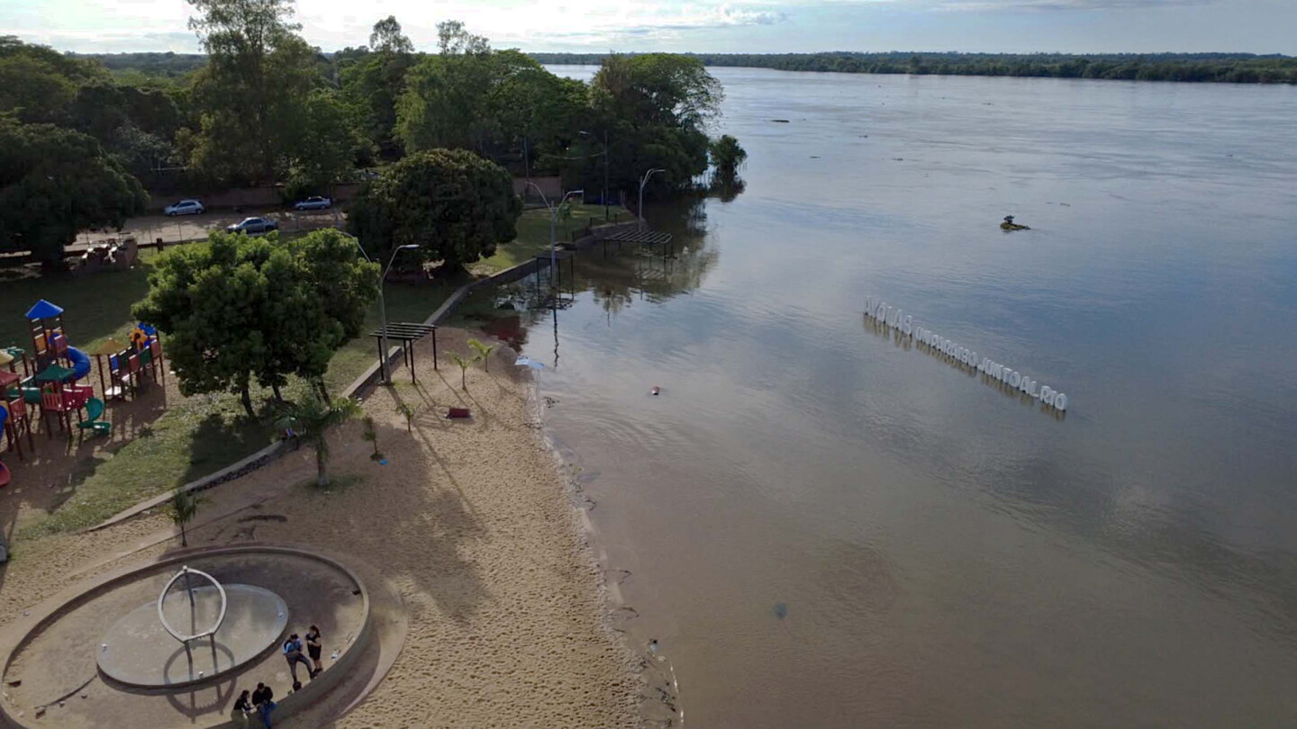 Ayolas: Ante crecida del río Paraná activan alerta y preparan albergues