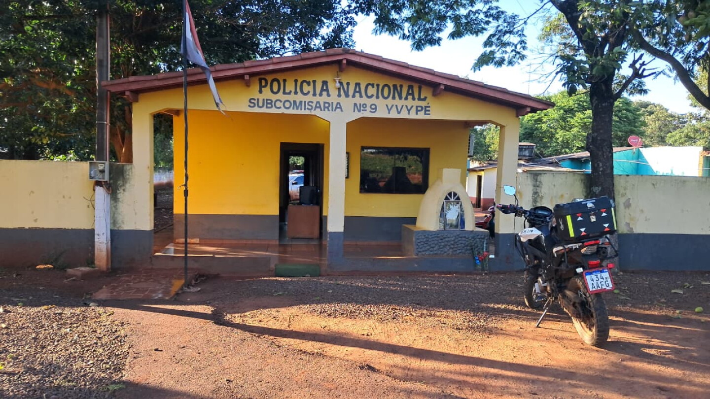 Agentes auxilian a lactante que se encontraba sin respirar