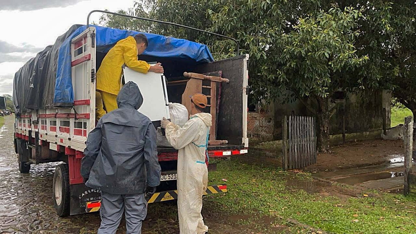 Intensas lluvias y desborde del Paraná golpean a Misiones