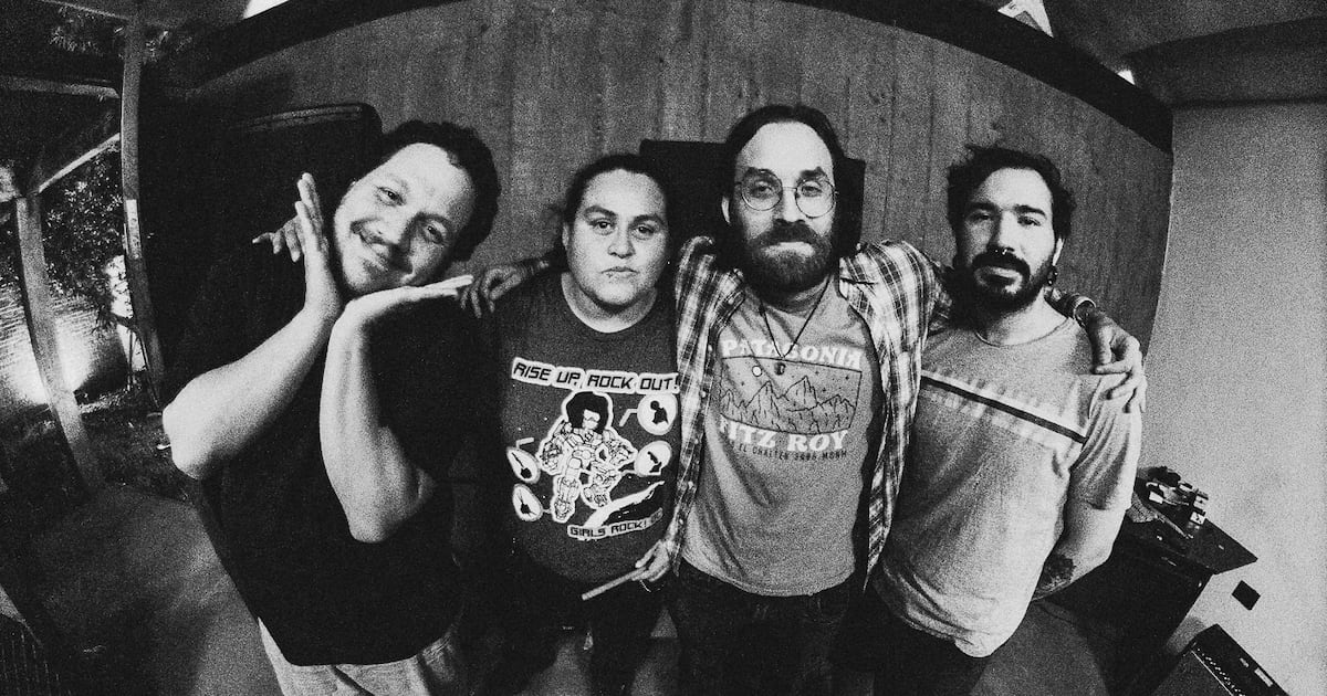 Sukeban presenta “Un golpe tras otro”: garage punk en vivo