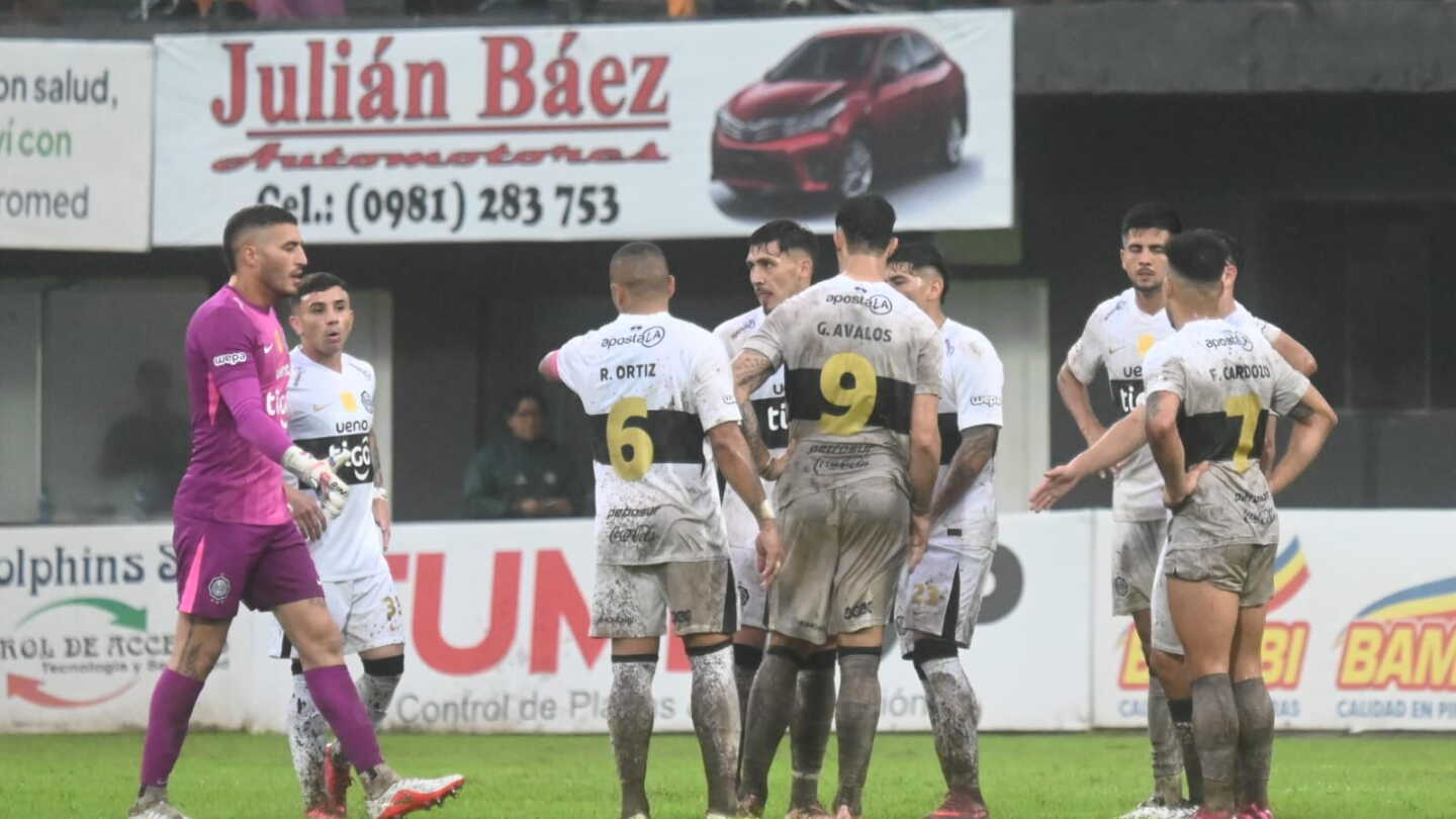 Coto Nogués: "Estamos fuertes y seguimos punteros"
