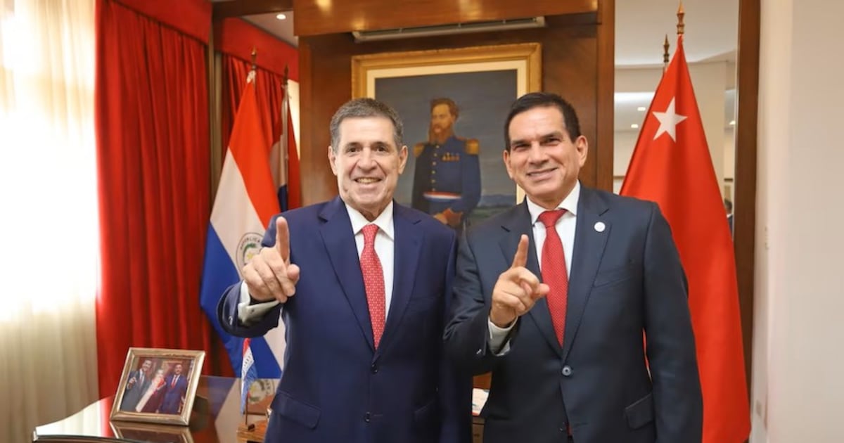 Cartes designa a Baruja candidato presidencial de Honor Colorado