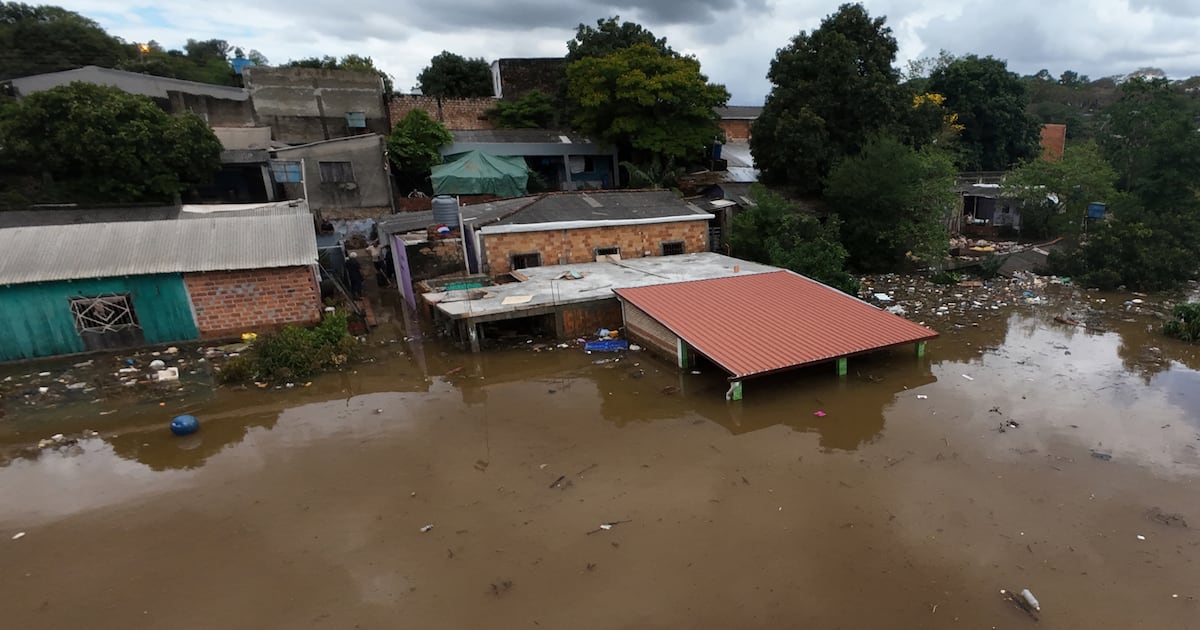 Nivel del río Paraná bajará levemente, pero piden prudencia ante próximas precipitaciones