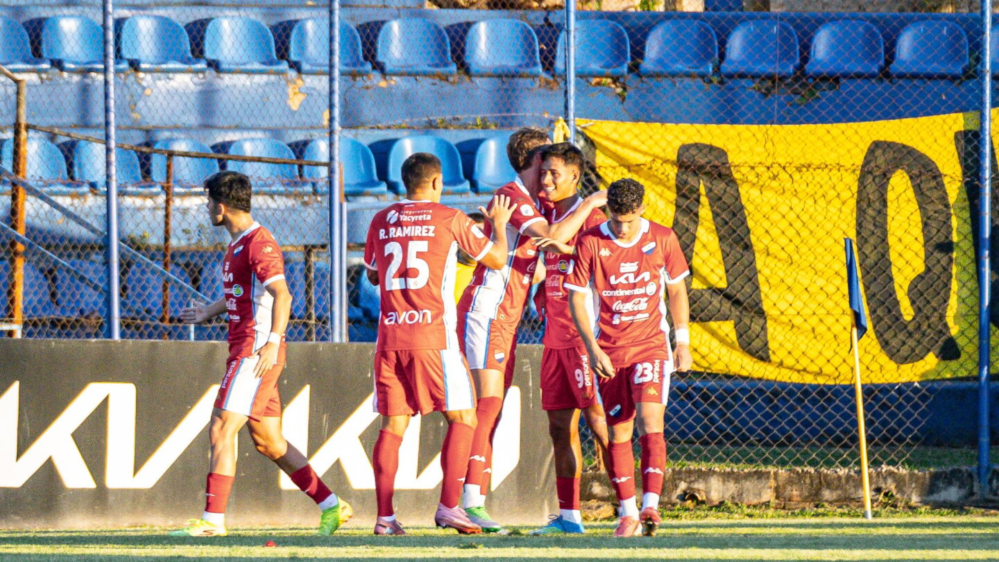 Nacional gana y presiona arriba