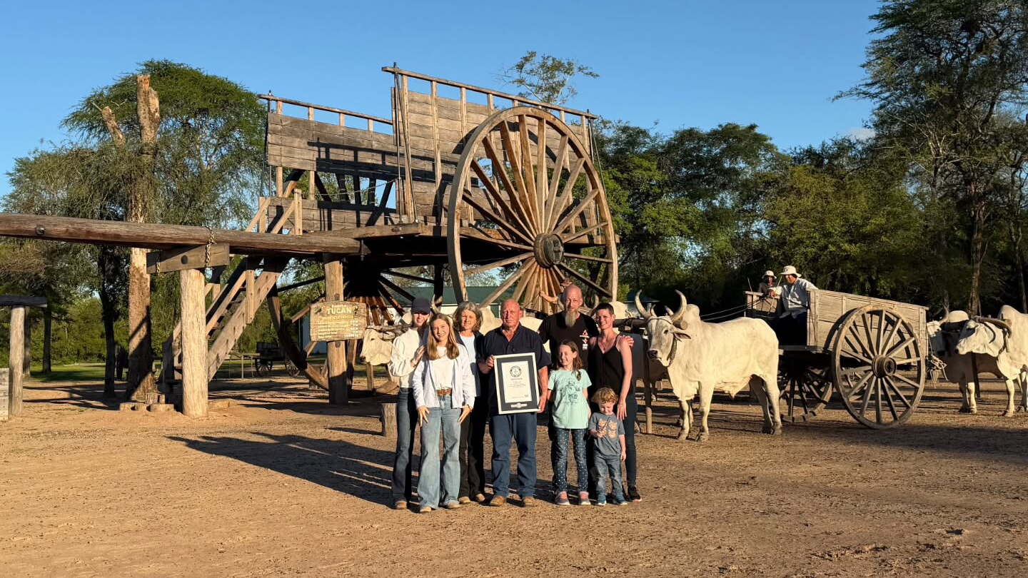 Desde el Chaco paraguayo al mundo: Un Récord Guinness para la carreta de bueyes más grande del mundo