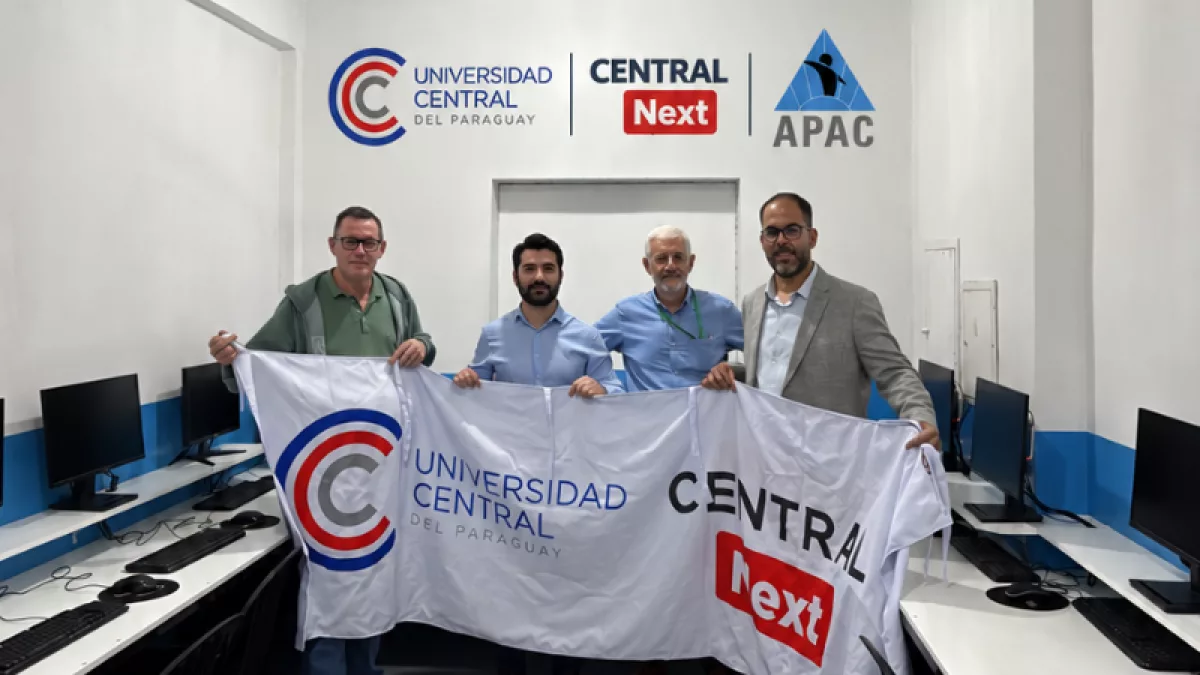 Universidad Central del Paraguay lleva educación y tecnología al Centro Regional Penitenciario de Coronel Oviedo