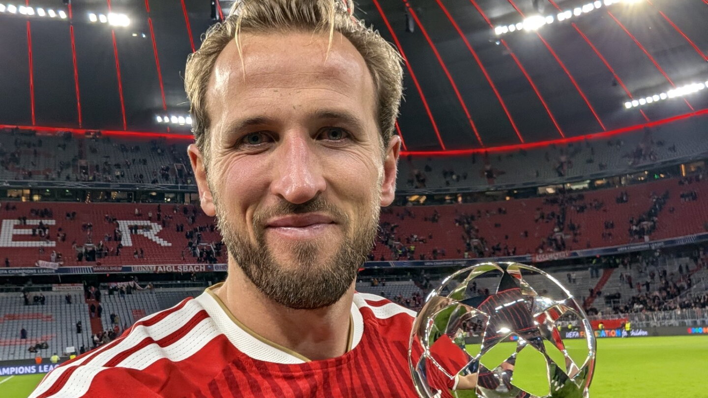 Kane considera "estresante" la espera por conocer el ganador del Balón de Oro