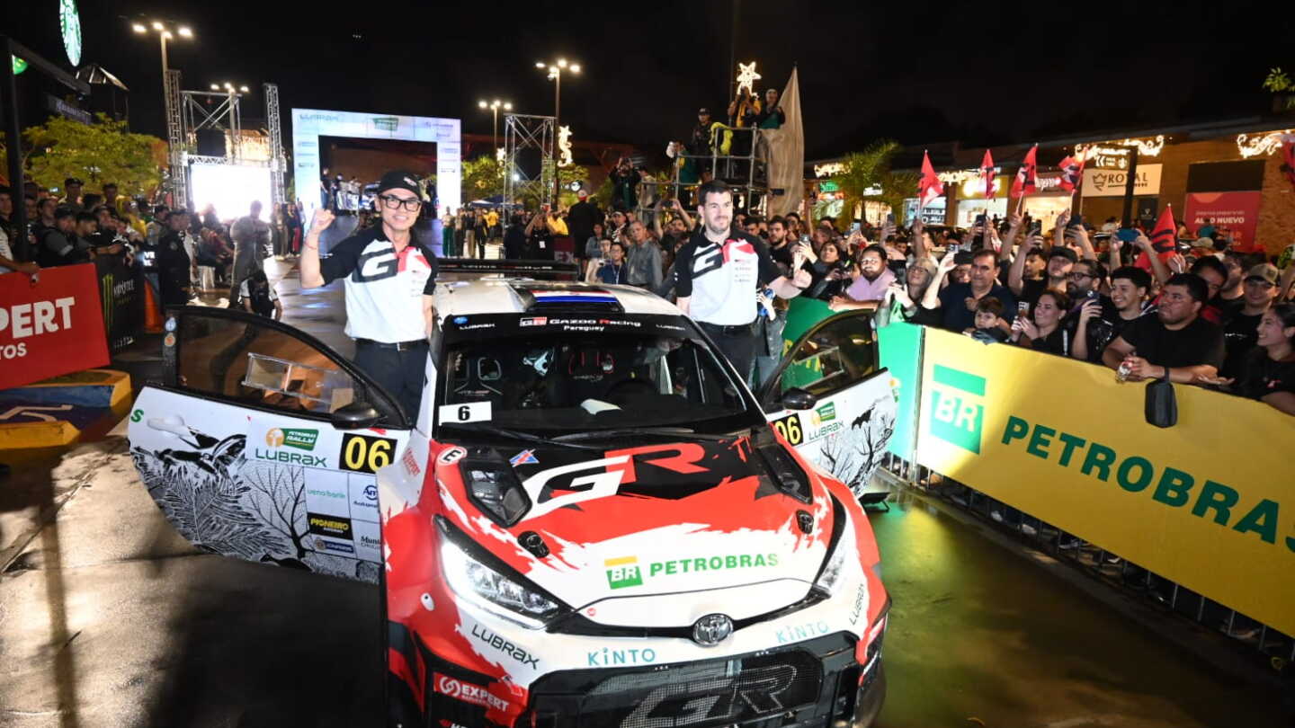 La fiesta del Rally del Chaco arrancó con la largada simbólica