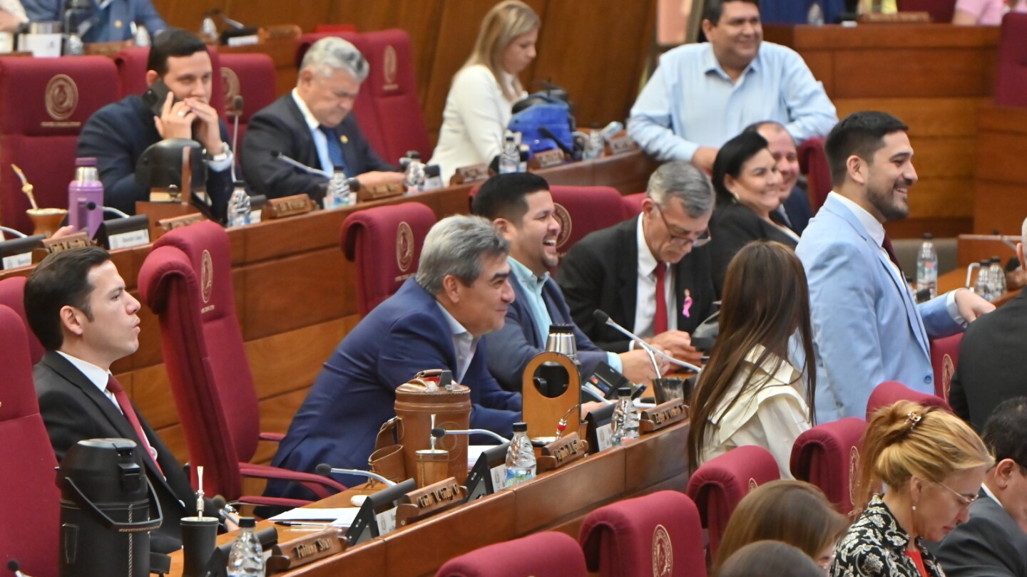 Diputados bloquean tratamiento de proyecto que suspende creación de cargos en el Estado