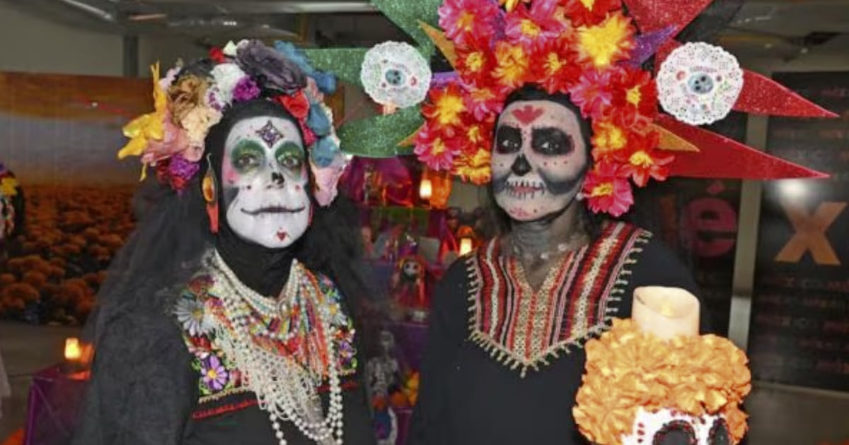 México presenta su tradicional Día de Muertos en el Centro Cultural del Puerto
