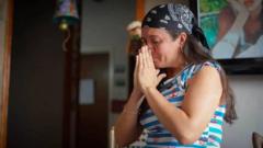 Cómo los presos enviaban mensajes secretos desde la infame prisión del Helicoide en Venezuela